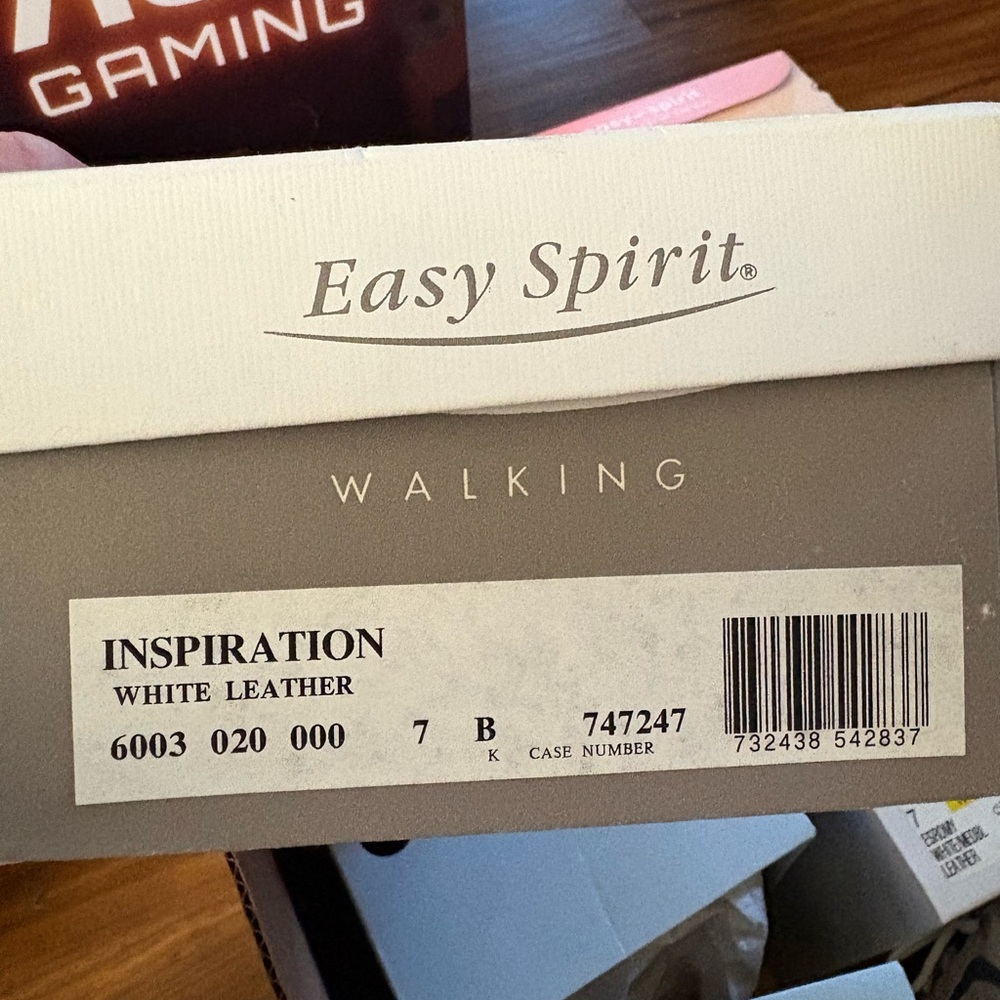Easy Spirit White Leather Inspiration Walking Shoes